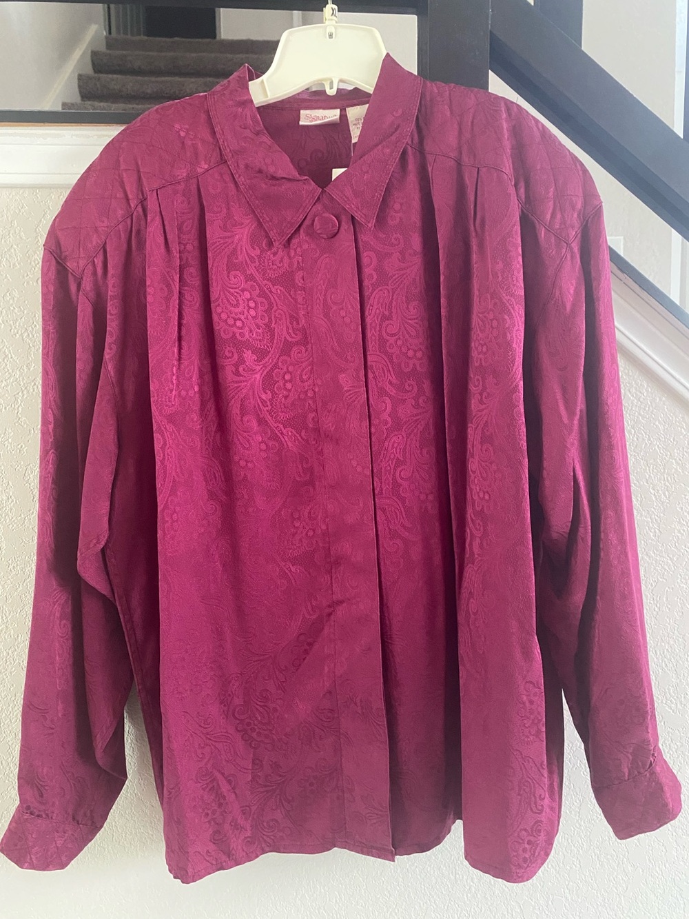 Vintage Silk Women’s Paisley Blouse in Deep Berry Pink 100% Silk Size XL